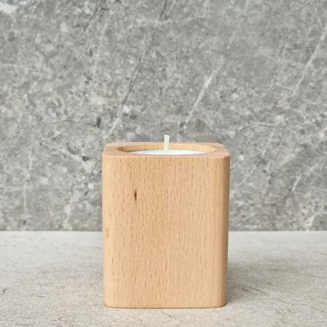 drewniany świecznik na tealight bukowy wooden candle holder beech small  (1).webp