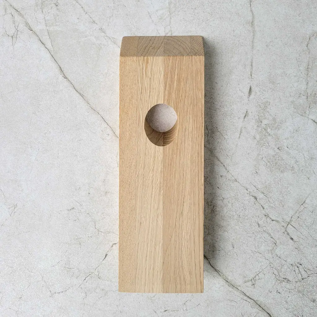 20-01-00303-S_3 drewniany stojak na wino balans dębowy wooden wine holder oak (1).webp