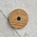 10-01-00299-S_2 drewaniane kółko z magnesem dębowe grawer wooden circle with magnet oak engraving.webp