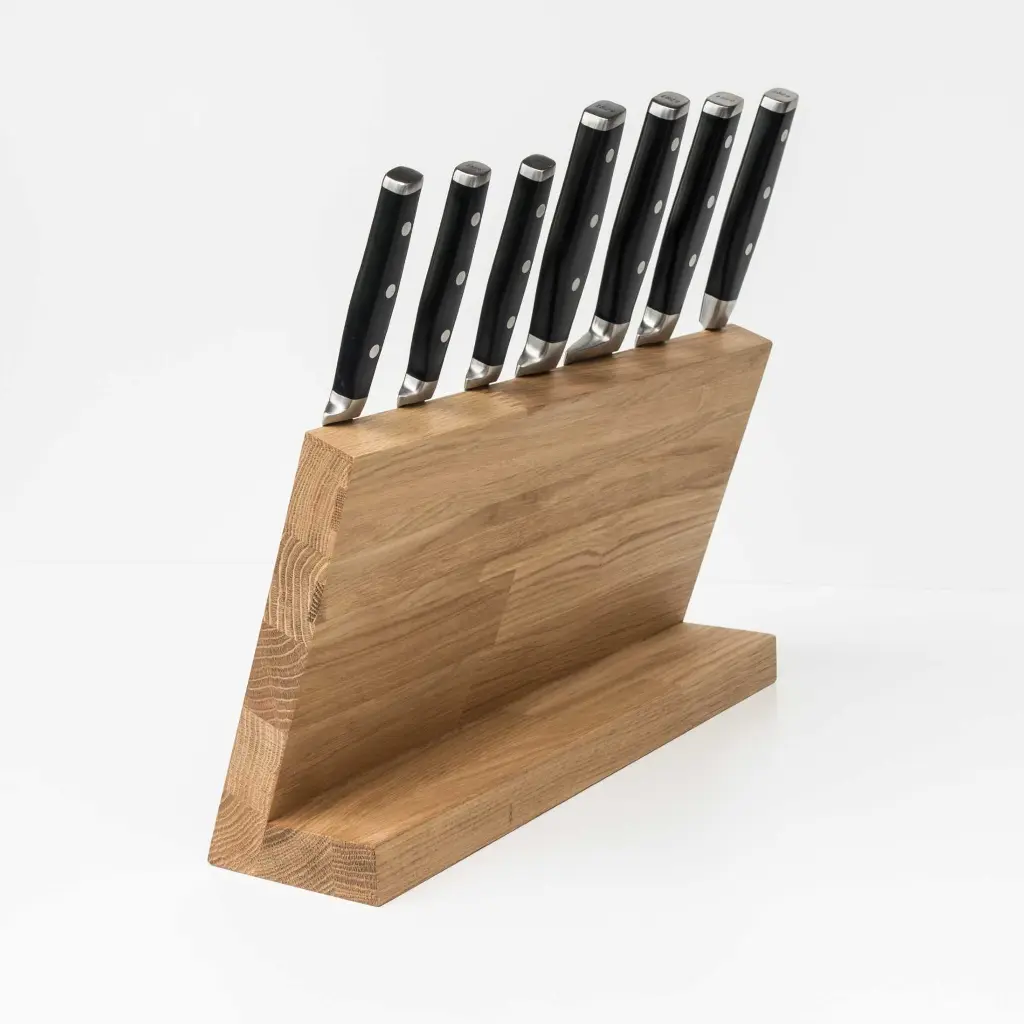 30-01-00135-H_3 drewniany stojak na noże magnetyczny dębowy. wooden magnet knives holder oak.webp