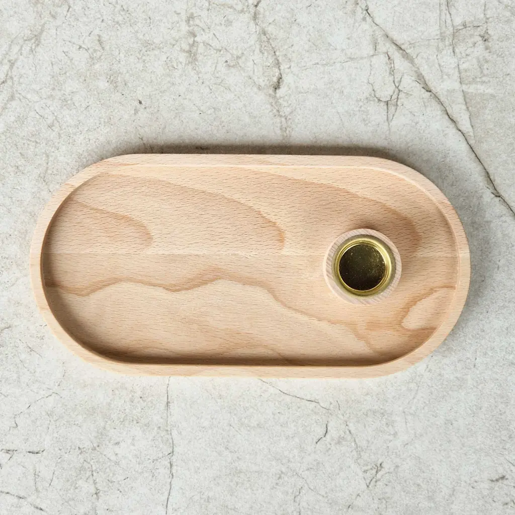 15-00-00922-H_2 drewniana tacka z miejscem na świecę bukowa wooden tray with candle holder beech.webp