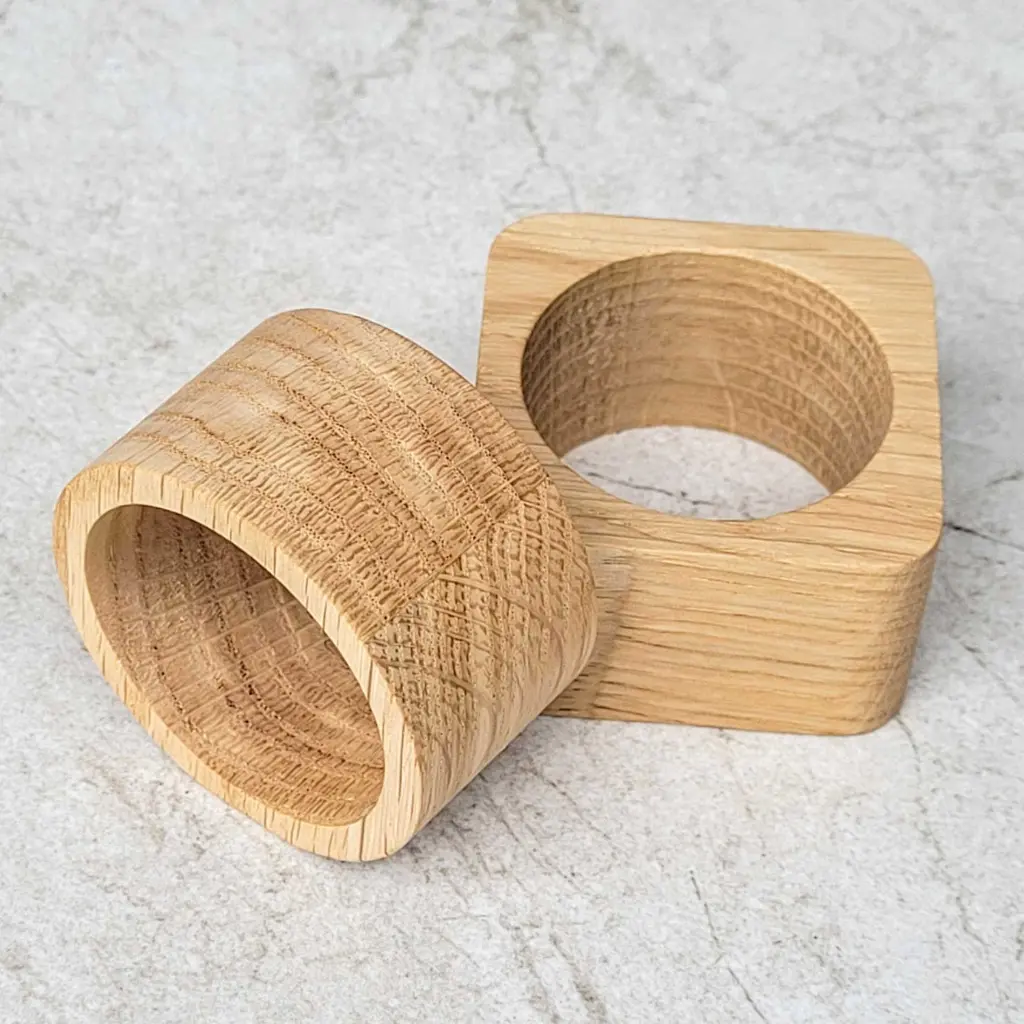 30-01-00891-H_4 drewniane obrączki na serwetki, wooden napkin rings oak.webp