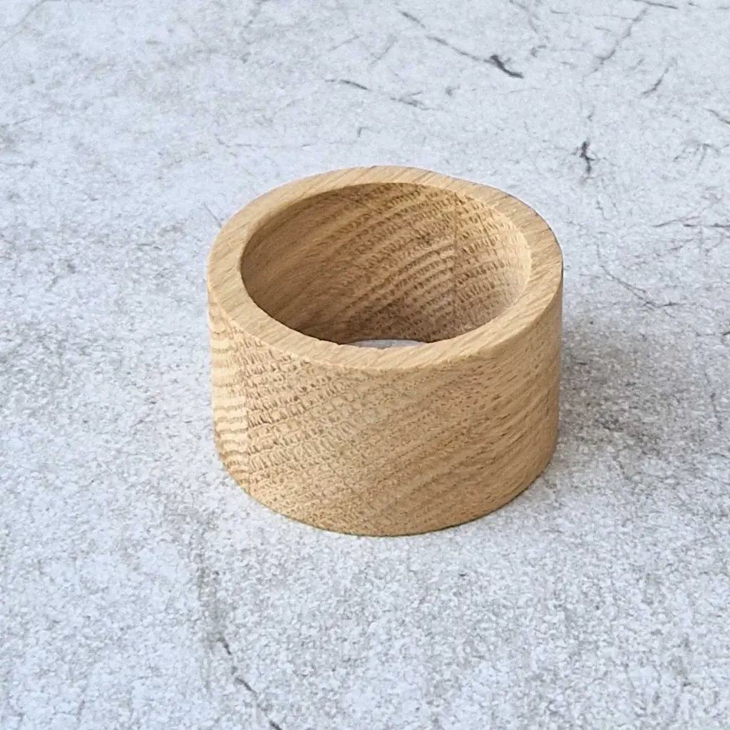 30-01-00891-01-H_3 drewniana  obrączka na serwetki dębowa okrągła wooden napkin ring round oak.webp