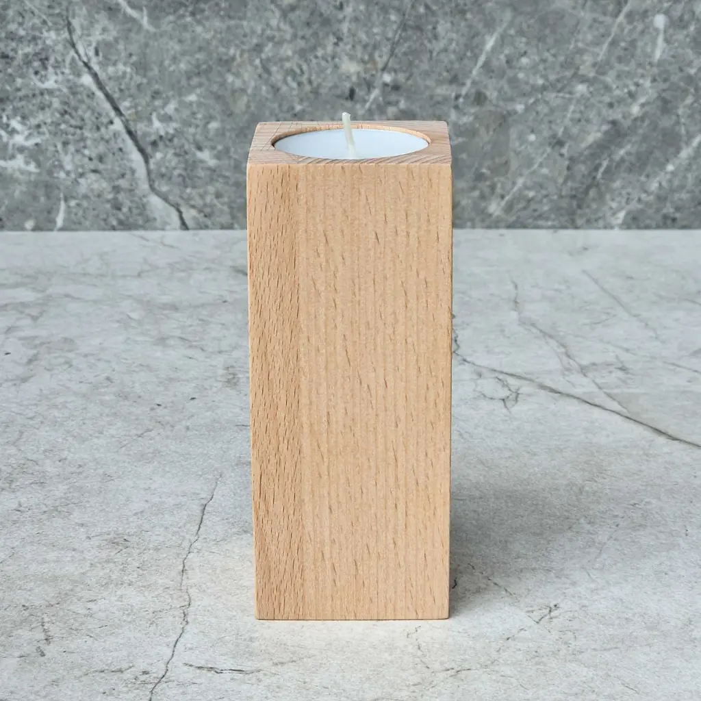 50-00-00902-03-S_2 drewniany świecznik na tealight bukowy wooden candle holder beech middle.webp