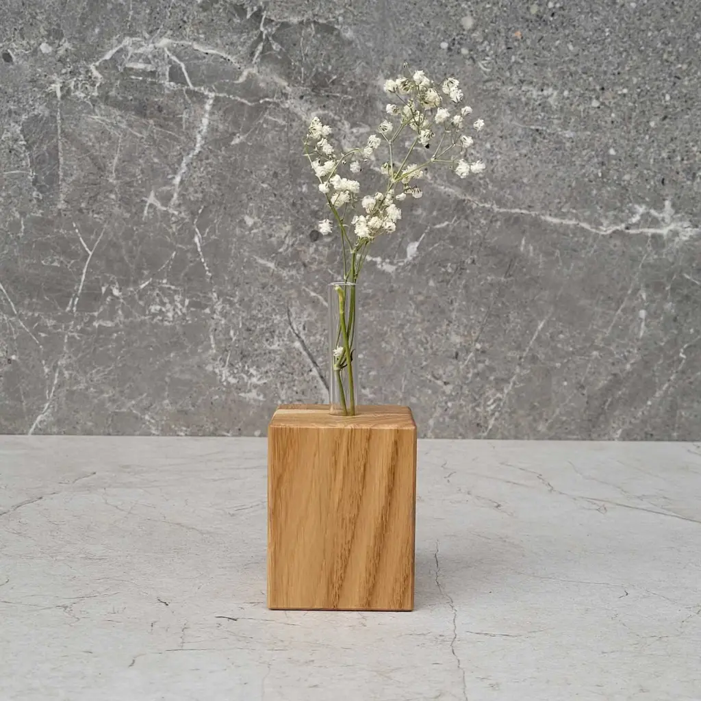 70-01-00975-L_4 drewniany wazon z probówką dębowy wooden vase with tube oak.webp