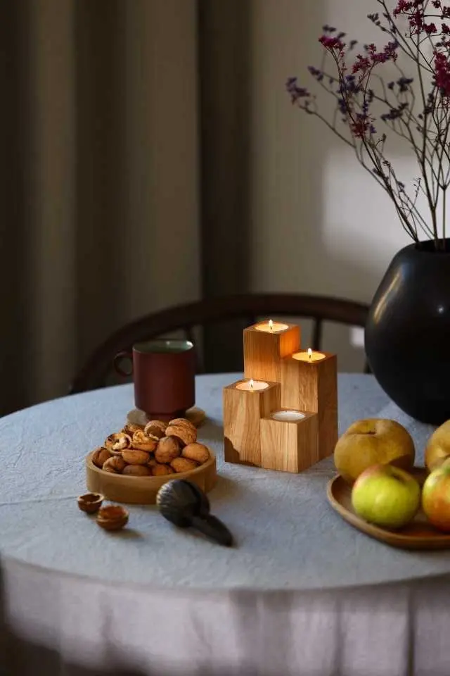 50-01-00902-H-SET drewniane świeczniki na tealight dębowe wooden candle holders oak set (3).webp