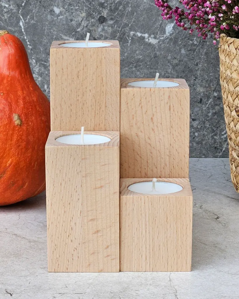 50-00-00902-S-SET drewniane świeczniki na tealight bukowe wooden candle holders beech set (1).webp