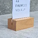 40-00-00833-02-H drewniana podstawka pod kartki, menu, wizytówki bukowa, wooden card stand beech (1).webp