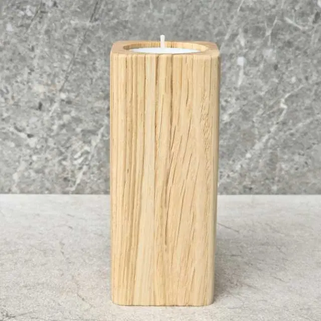 drewniany świecznik na tealight dębowy wooden candle hodler oak middle (4).webp