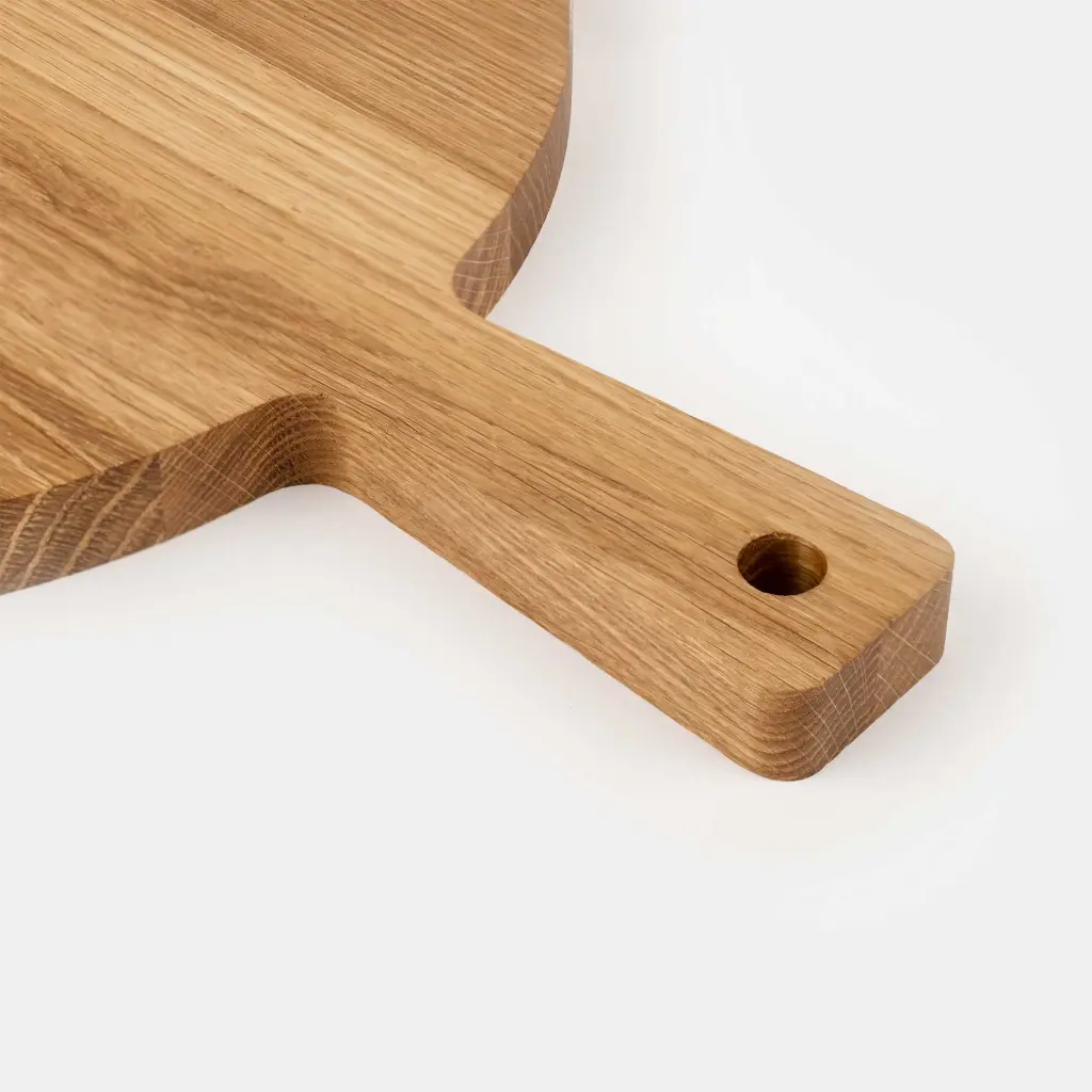 20-01-00039-H_3 drewniana deska do krojenia z rączką dębowa wooden cutting board with handle oak (1).webp
