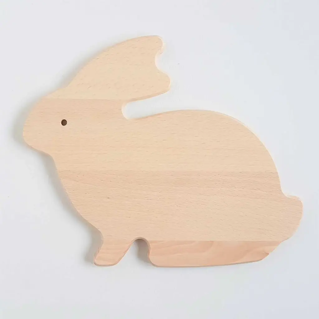 Beech cutting board bunny shape 250x210x9mm oiled