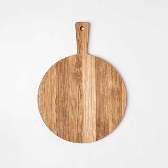 Oak cutting board with handle 395x290x20mm