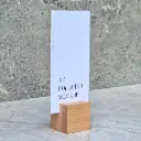 Beech cube menu stand 60x60x60mm