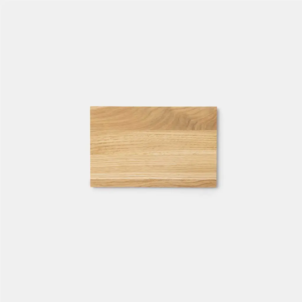Oak cutting board with oblique sides