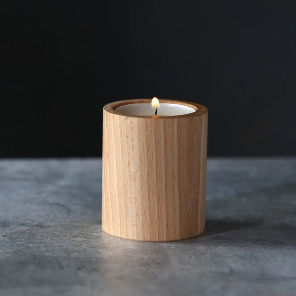 Beech round tealight stand 60x50x50mm