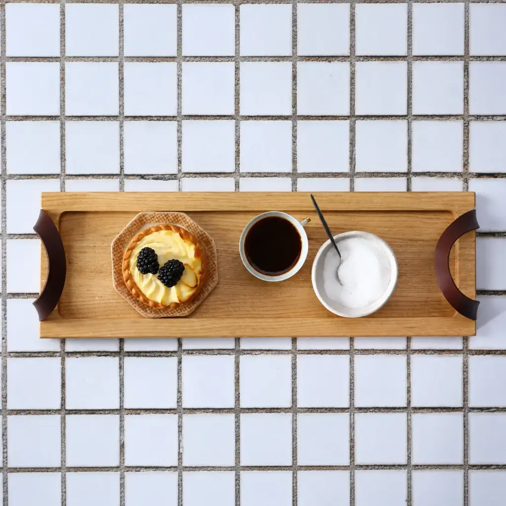 Oak tray 480x150x20mm with leather handles